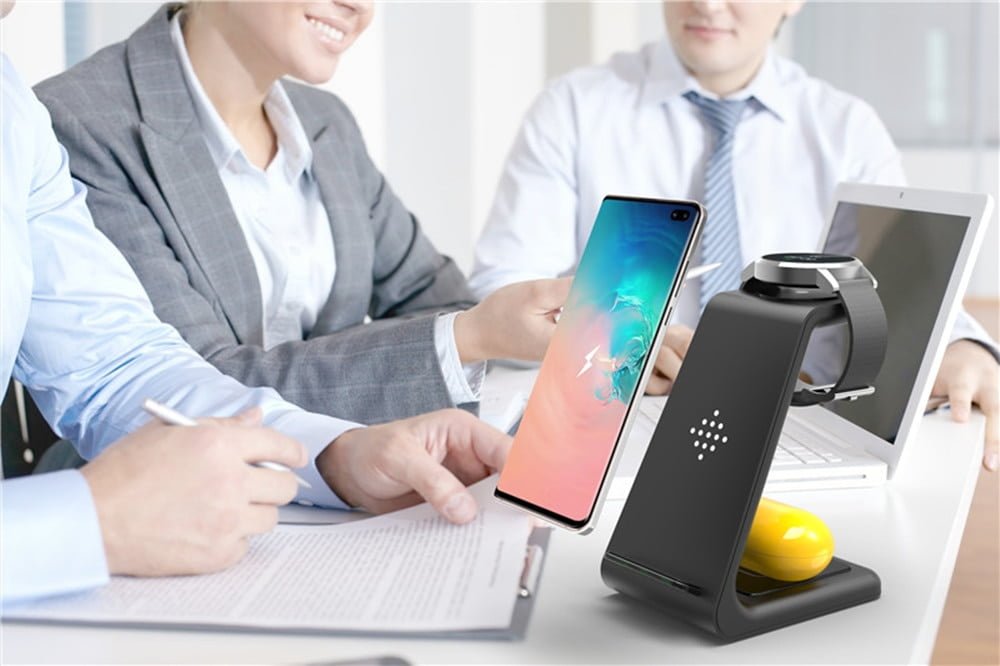 3 in 1 Wireless Charger 10W Fast Charging for iPhone 11 pro/XR/Xs Max Samsung for Apple Watch 5 4 3 Airpods pro with EU Charger