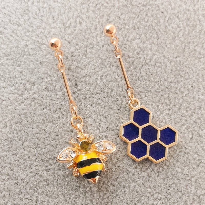 Women's Fashion Bee Earrings