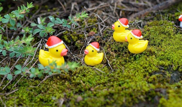 Cute Christmas Duck Miniature