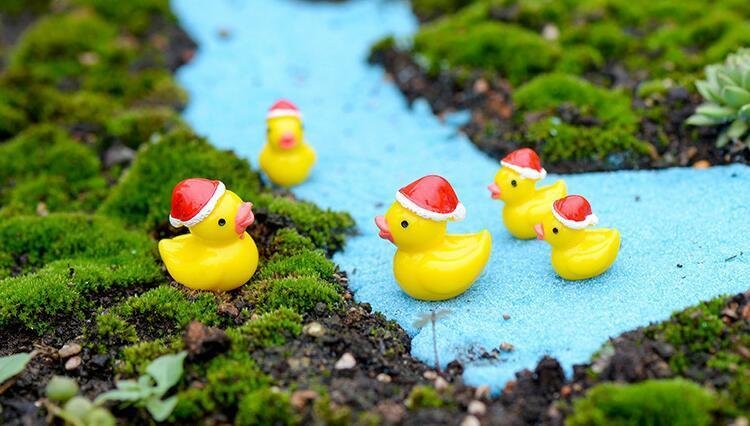 Cute Christmas Duck Miniature
